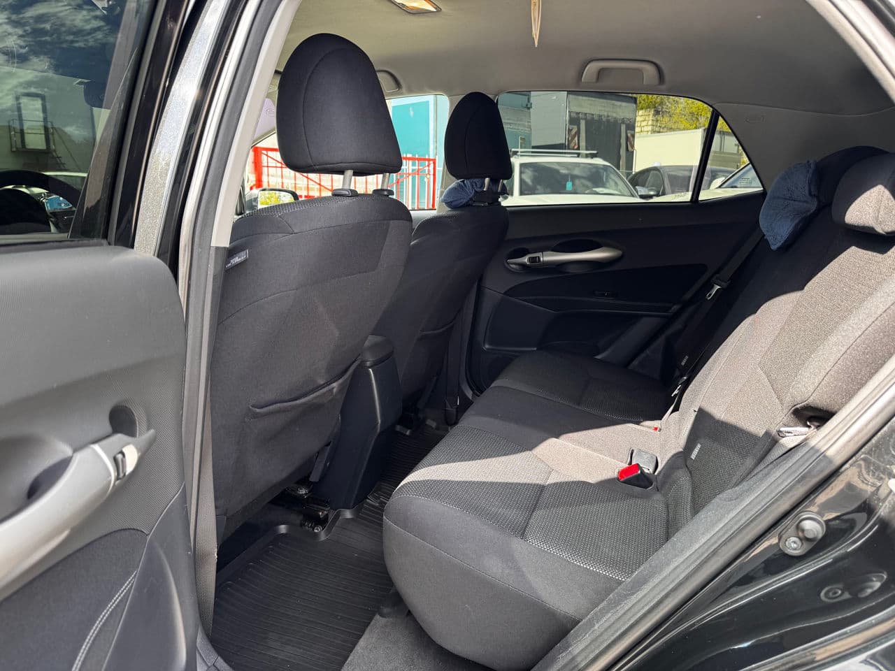 2011 Toyota Auris — Miniatură 6