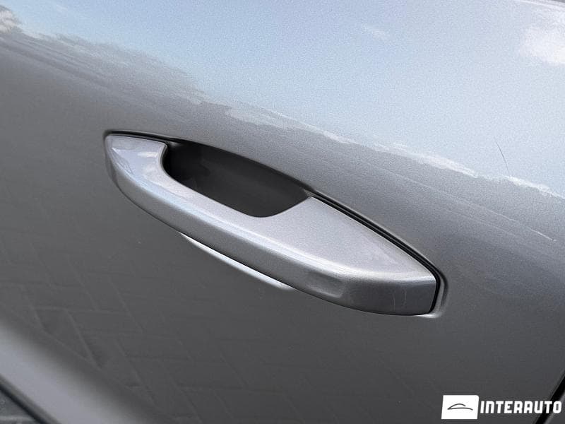Volvo XC 40 2022 — Миниатюра 19