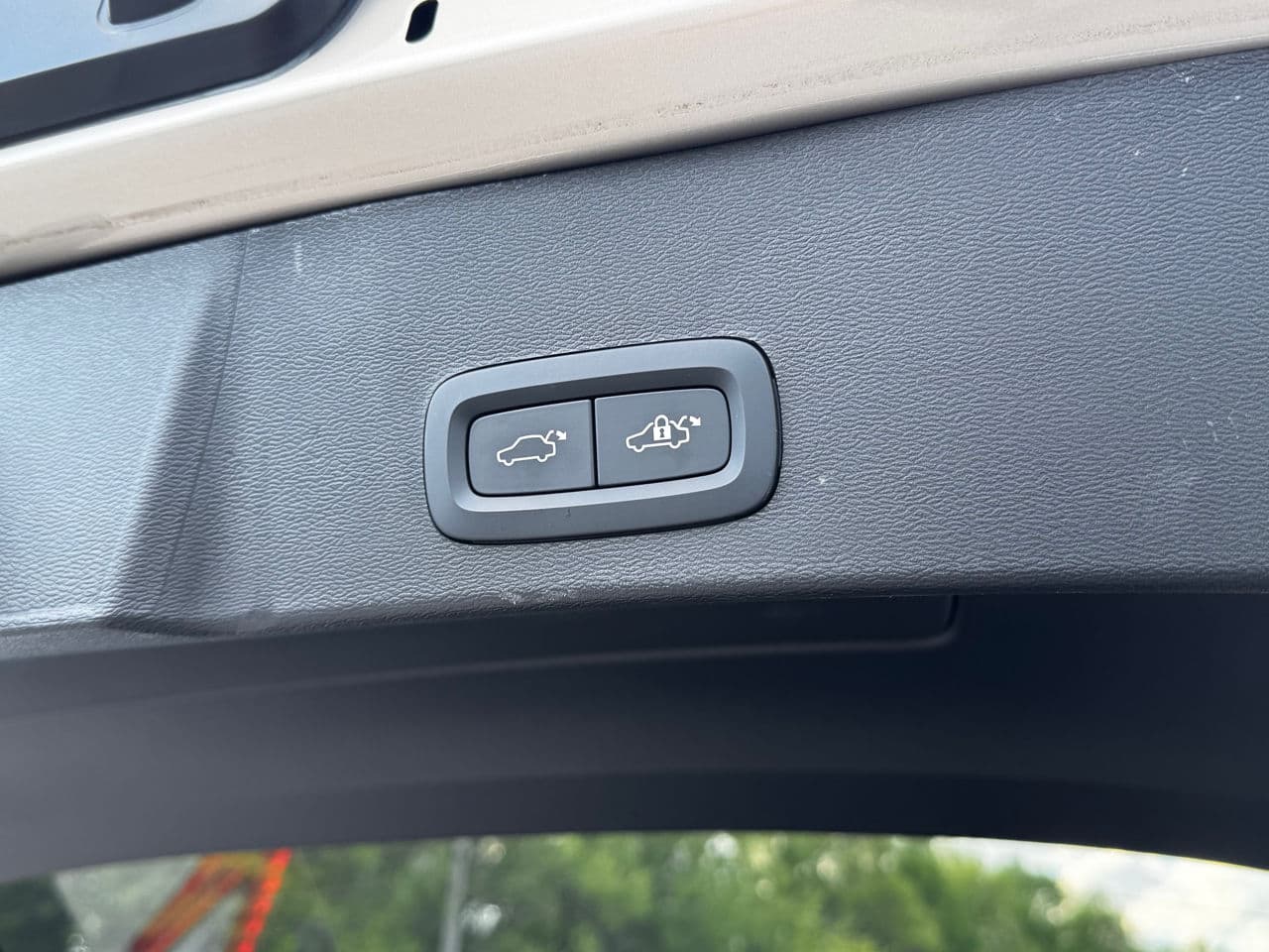 Volvo XC 40 2022 — Миниатюра 15