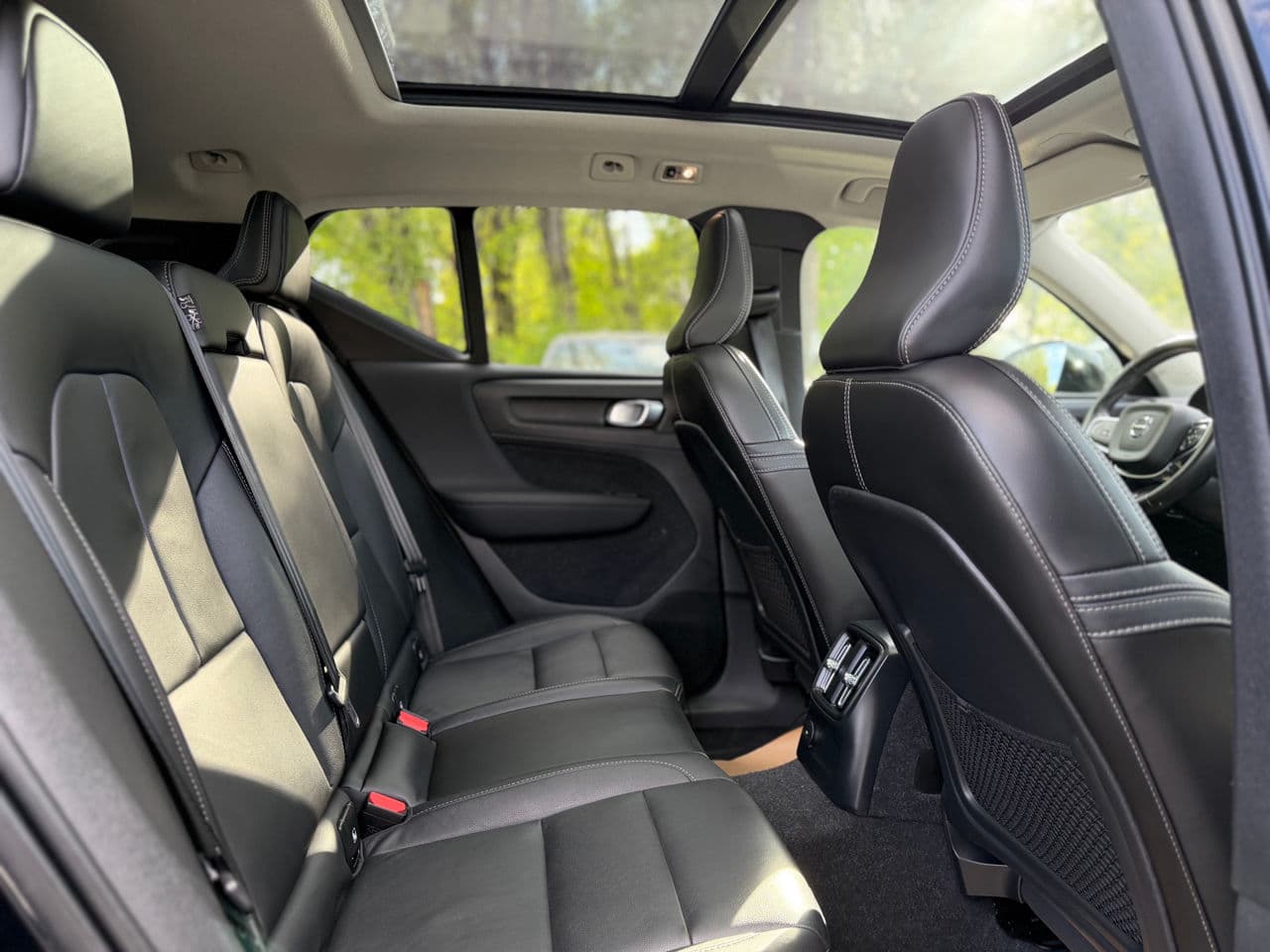 Volvo XC 40 2021 — Миниатюра 21