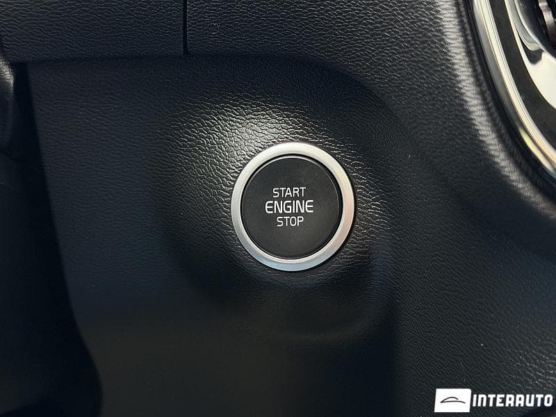 Volvo XC 40 2021 — Миниатюра 14
