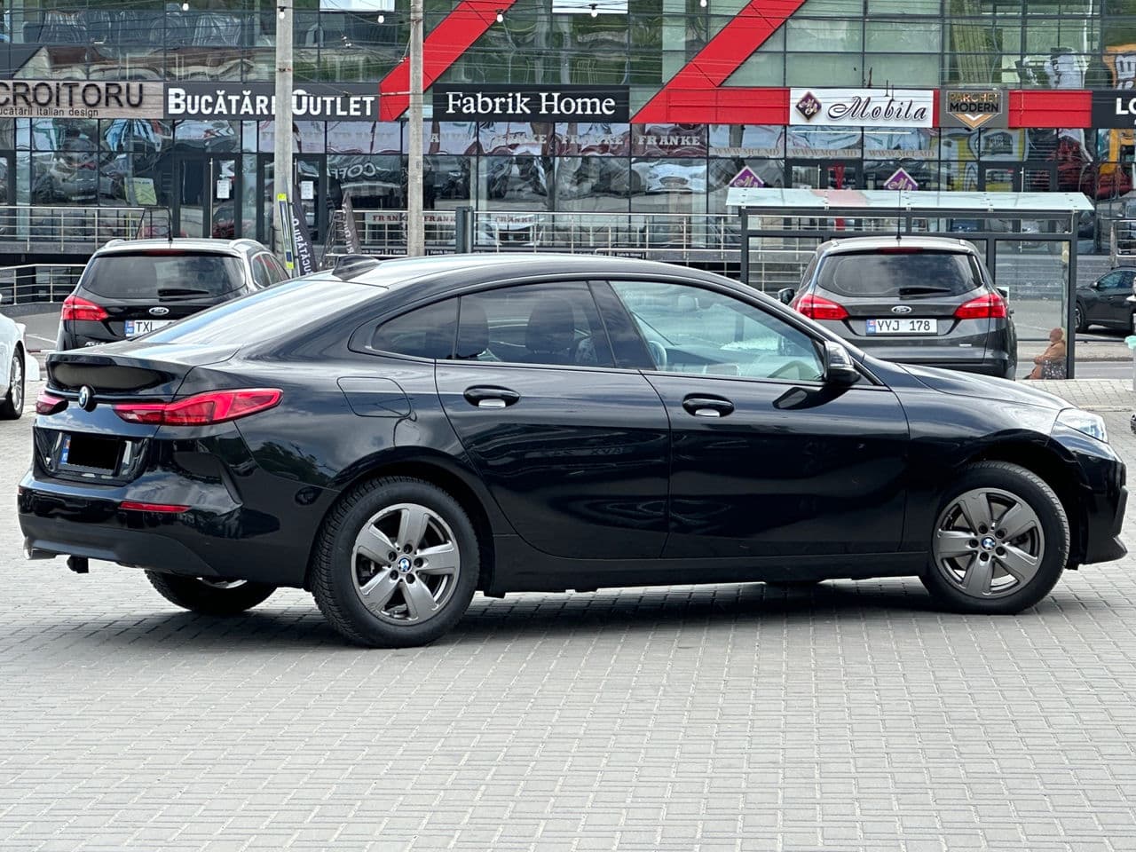 2020 BMW 216d — Miniatură 3