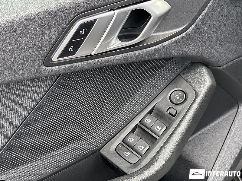 2020 BMW 216d — Miniatură 15