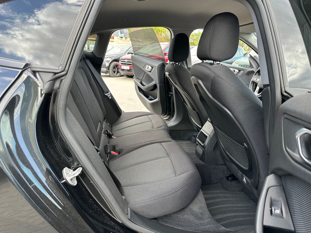 2020 BMW 216d — Miniatură 13