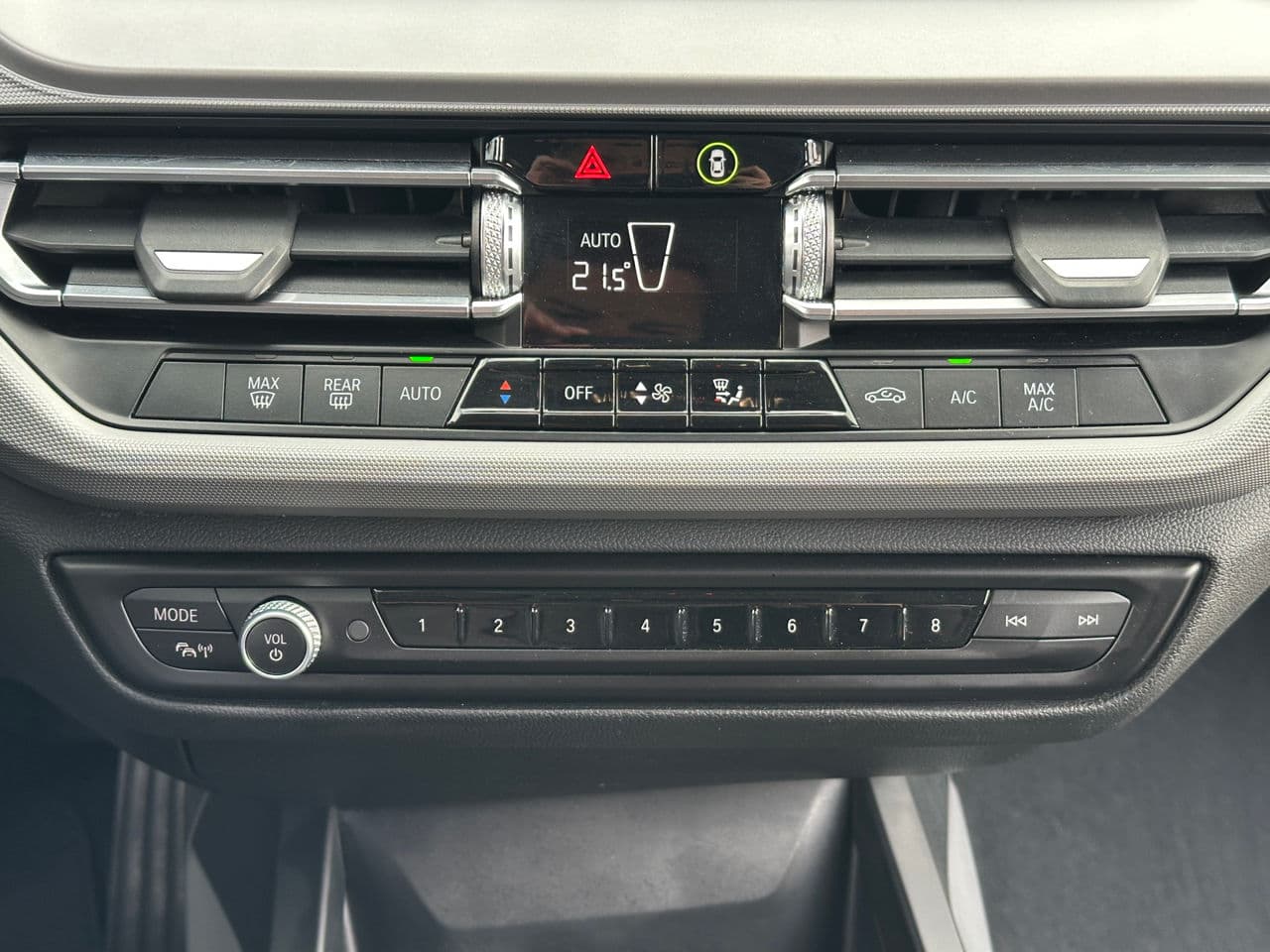 2020 BMW 216d — Miniatură 10