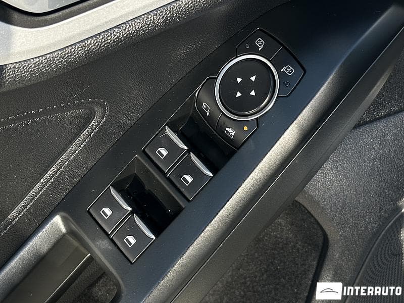 2019 Ford Focus — Miniatură 17
