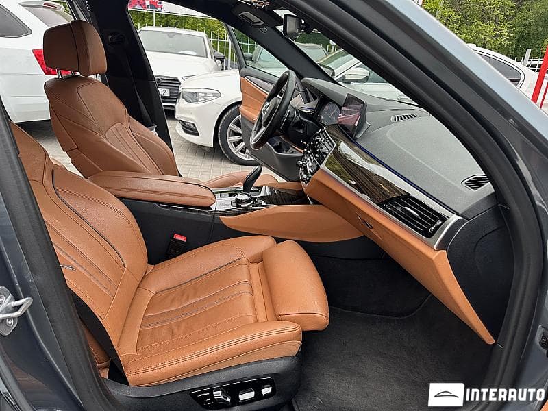 2019 BMW 540 — Miniatură 15