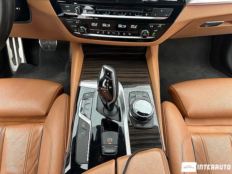2019 BMW 540 — Miniatură 13