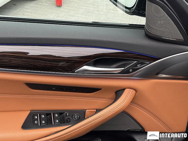 2019 BMW 540 — Miniatură 17