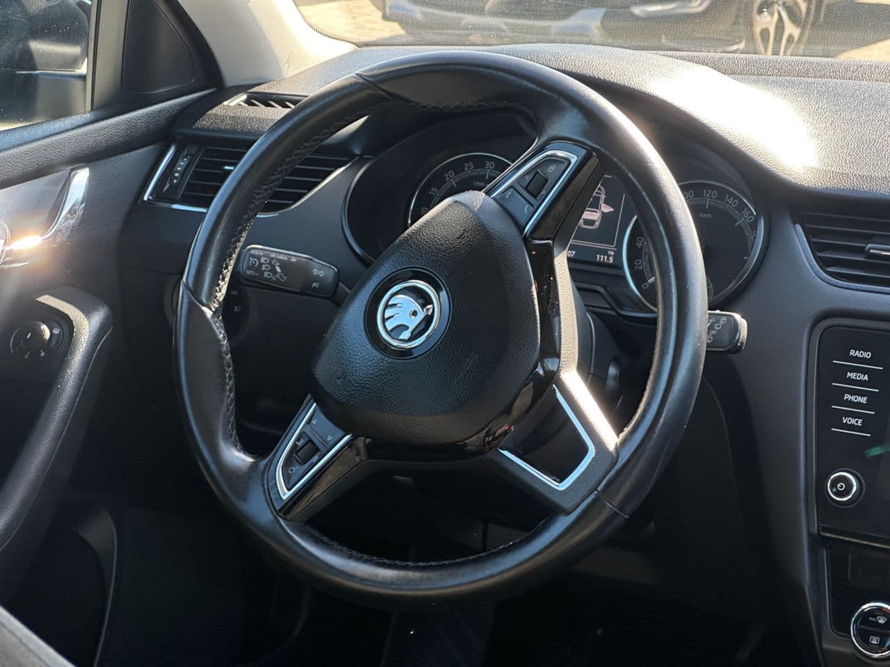 2017 Skoda Octavia — Miniatură 7