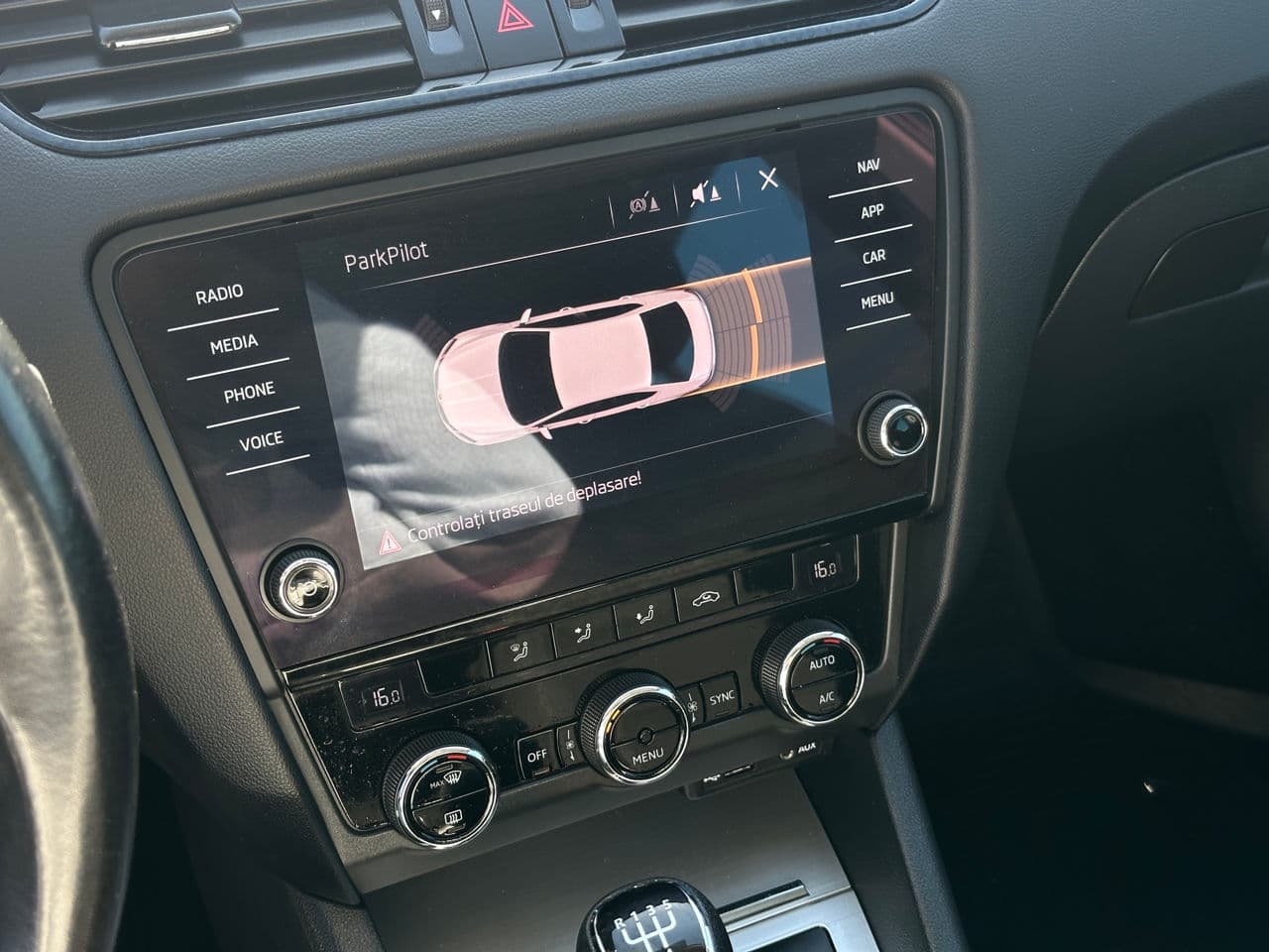 2017 Skoda Octavia — Miniatură 10