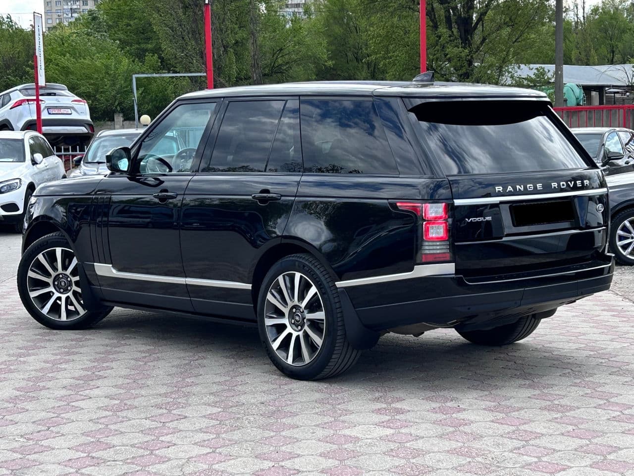 2016 Land Rover Range Rover Vogue — Miniatură 3