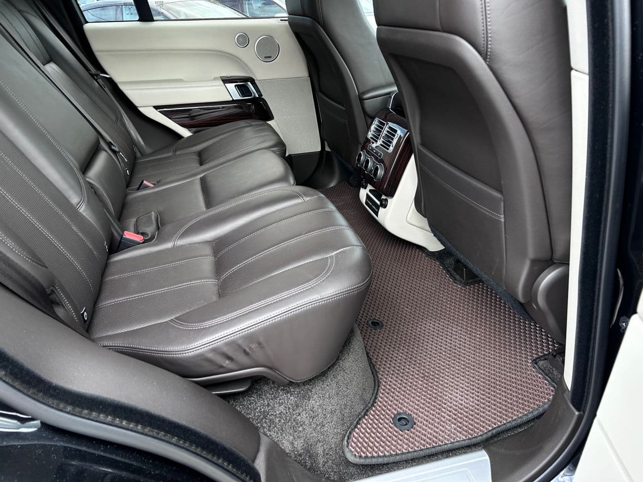 2016 Land Rover Range Rover Vogue — Miniatură 19