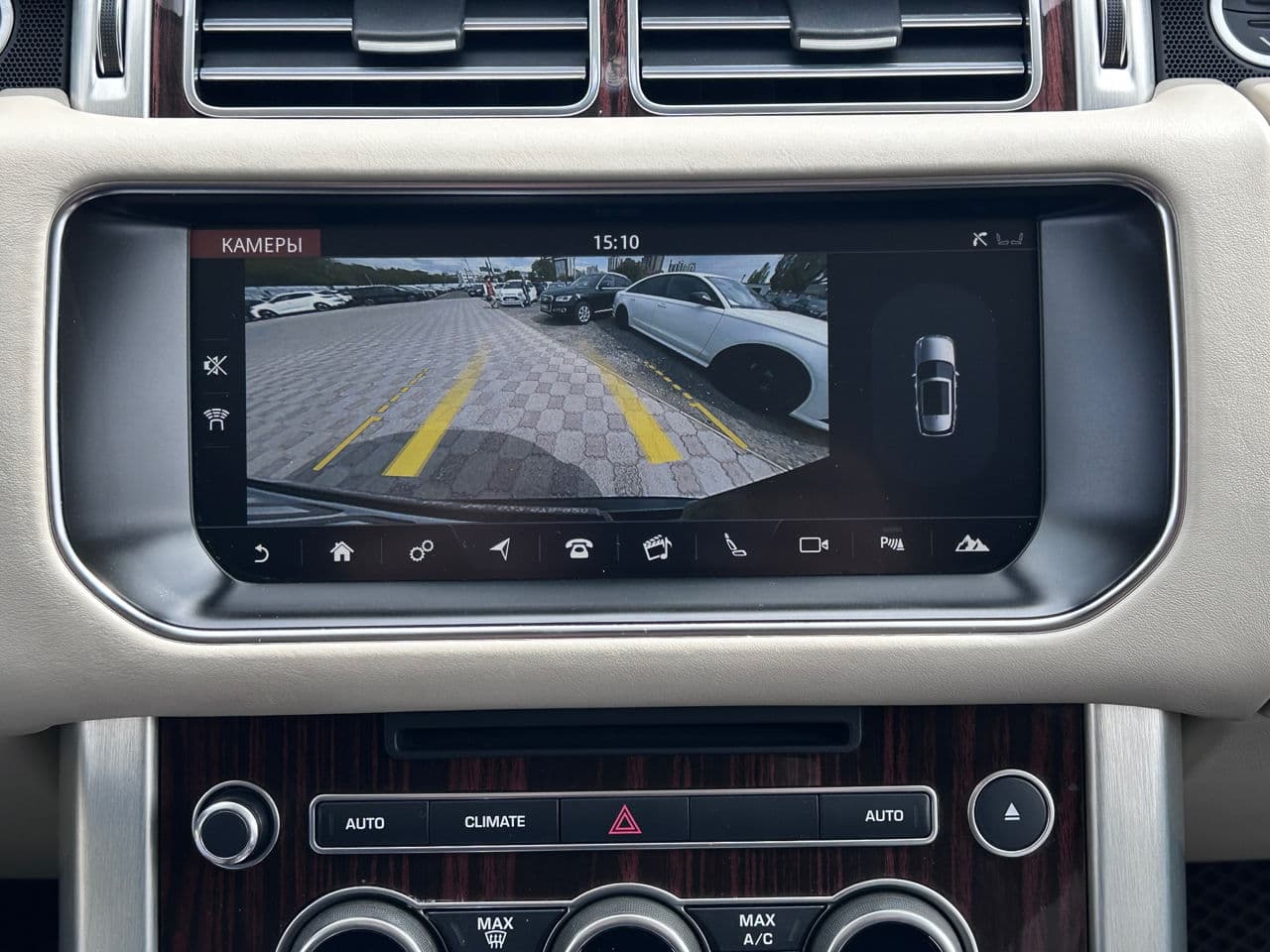 2016 Land Rover Range Rover Vogue — Miniatură 15