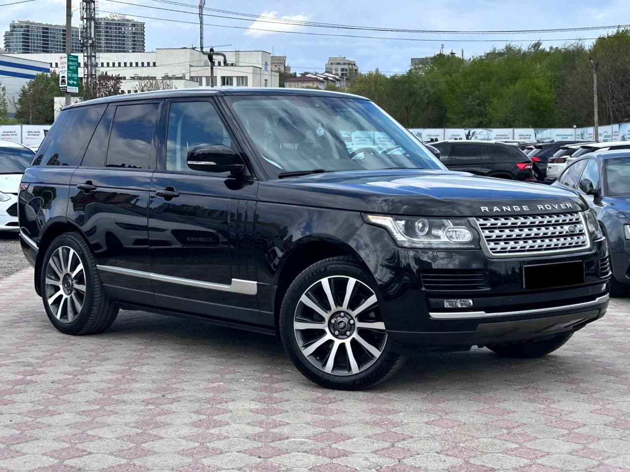 2016 Land Rover Range Rover Vogue — Miniatură 4