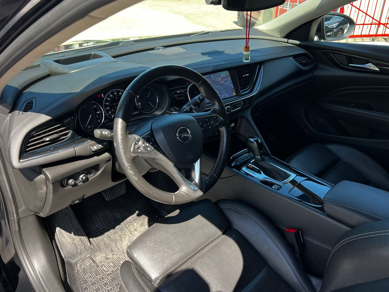 2018 Opel Insignia — Miniatură 8