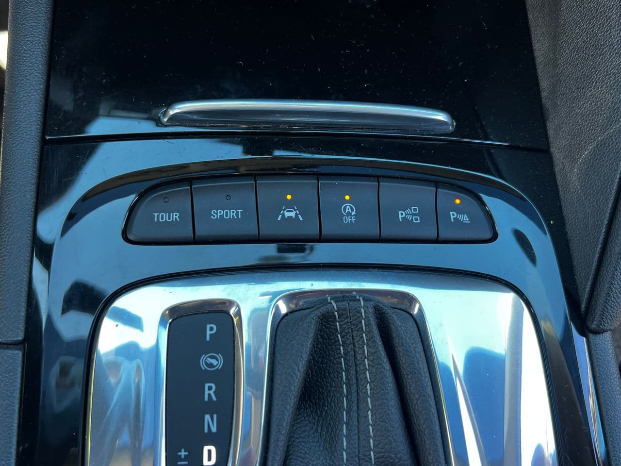 2018 Opel Insignia — Miniatură 13