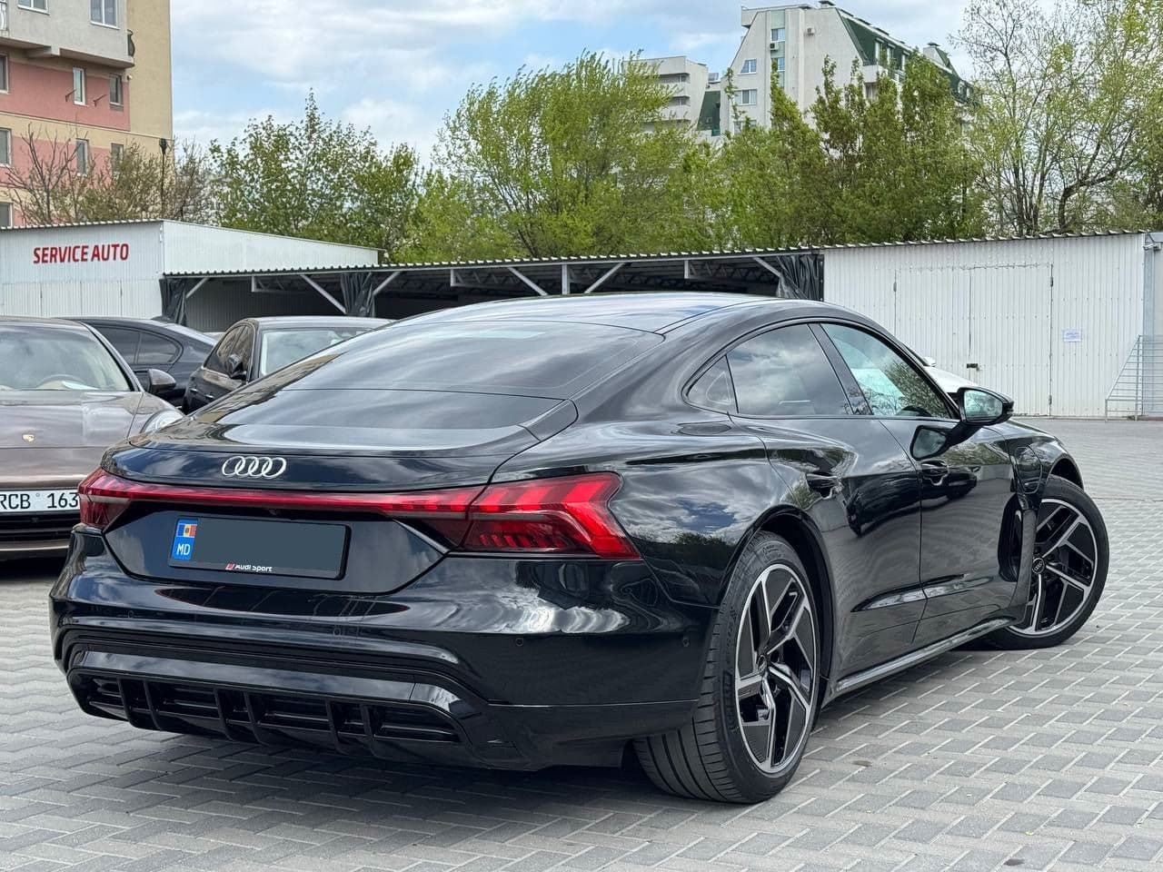 2021 Audi E-tron GT — Miniatură 4