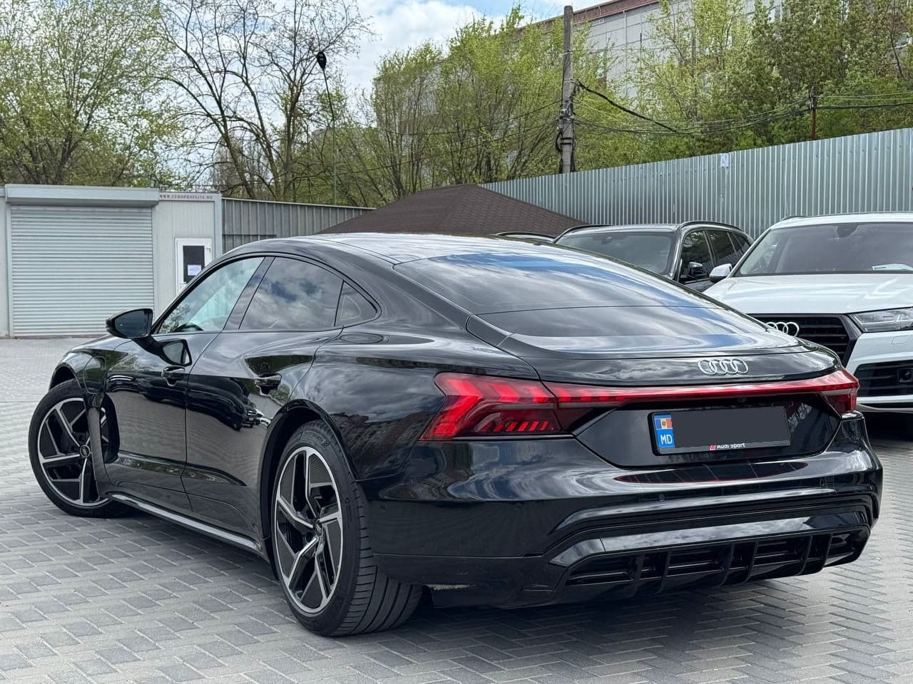 2021 Audi E-tron GT — Miniatură 2