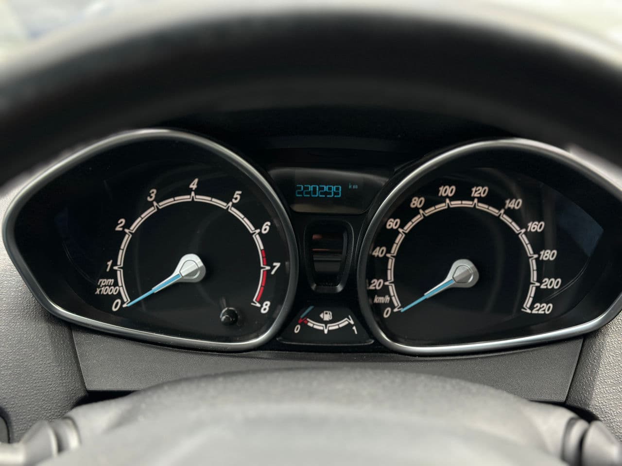 2015 Ford Fiesta — Miniatură 9