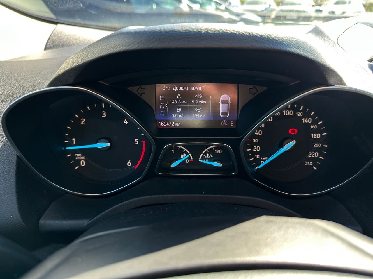 Ford Kuga 2018 — Миниатюра 8