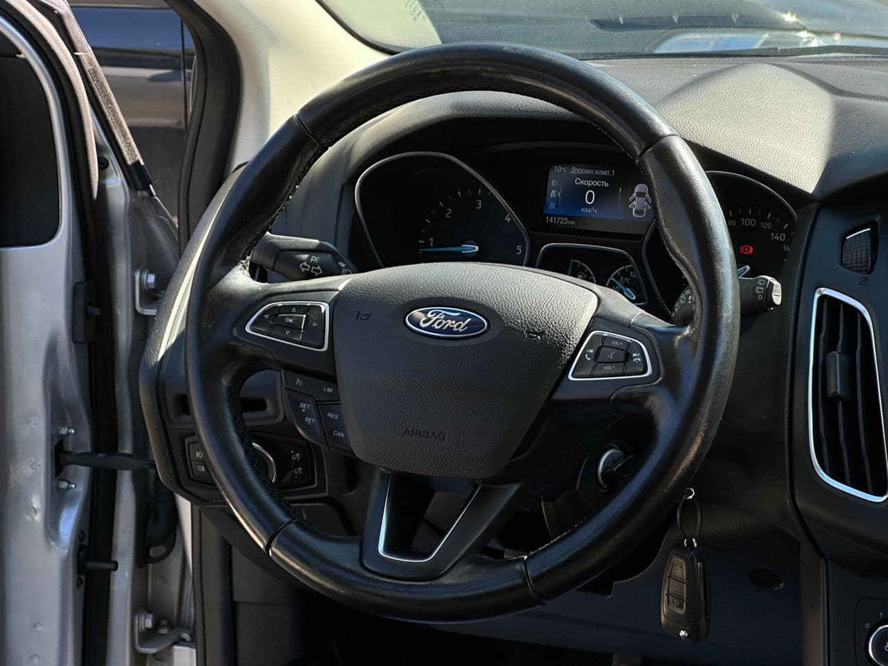 2015 Ford Focus — Miniatură 7