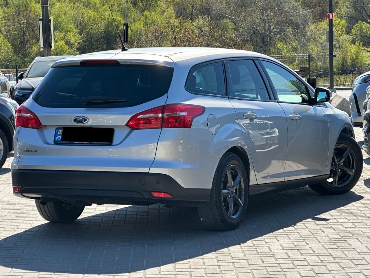 2015 Ford Focus — Miniatură 3