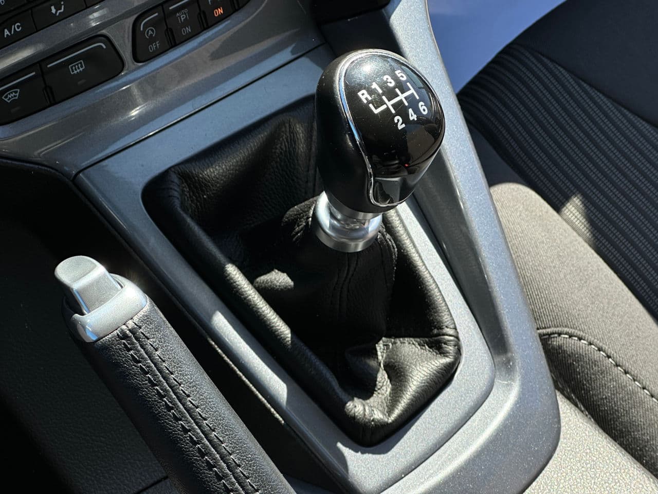 2014 Ford Focus — Miniatură 12