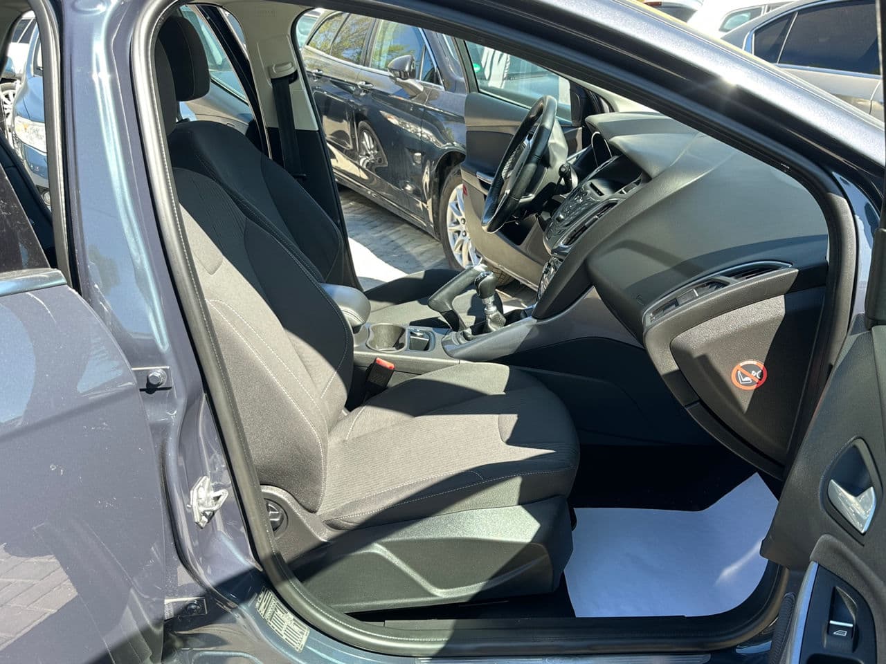 2014 Ford Focus — Miniatură 15