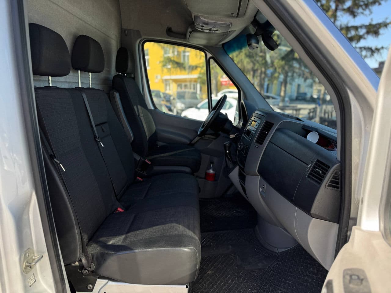 2016 Mercedes Sprinter — Miniatură 12