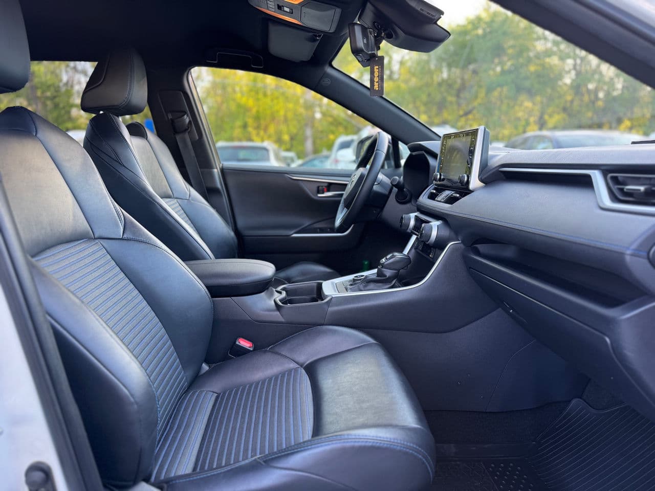 Toyota Rav-4 2019 — Миниатюра 21