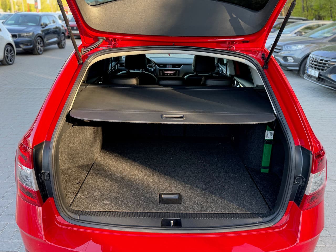 2020 Skoda Octavia — Miniatură 18