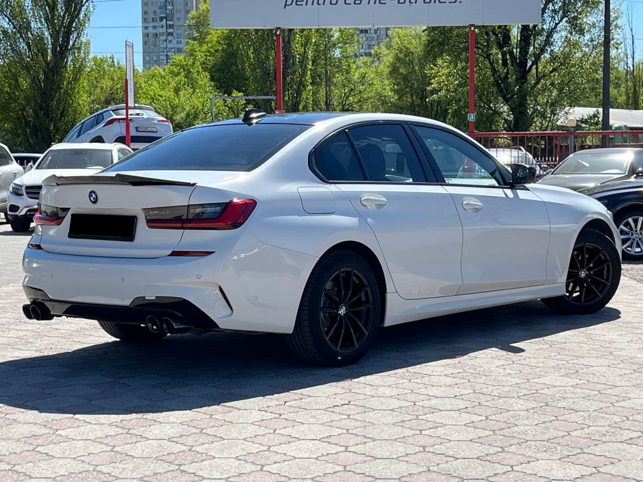 BMW 318 2021 — Миниатюра 2