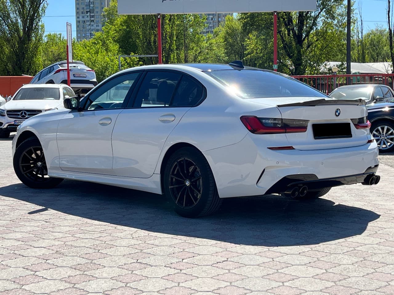 BMW 318 2021 — Миниатюра 3