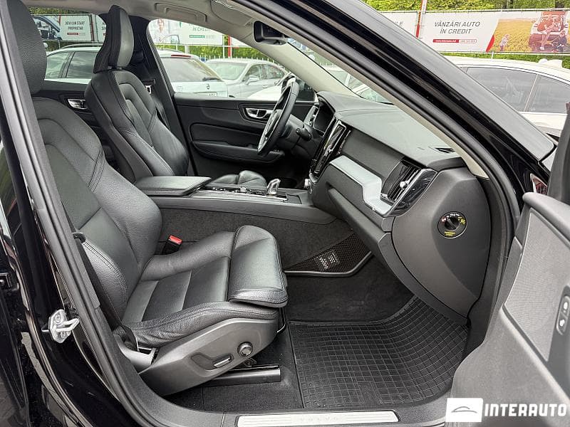 Volvo XC 60 2019 — Миниатюра 5