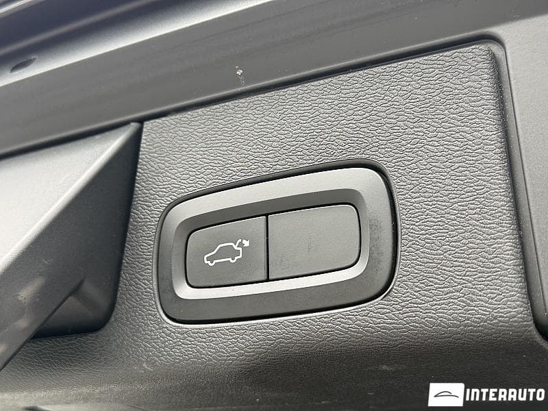 Volvo XC 60 2019 — Миниатюра 17