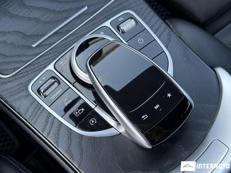 2019 Mercedes C 200 — Miniatură 16
