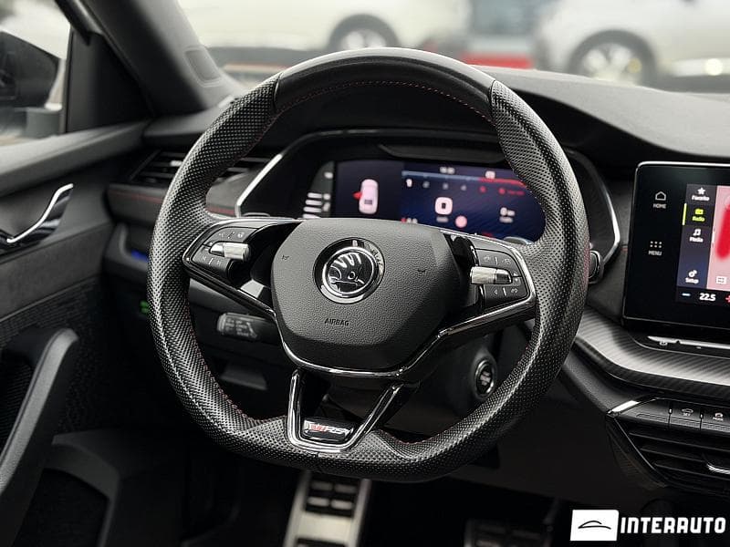 2022 Skoda Octavia RS — Miniatură 12