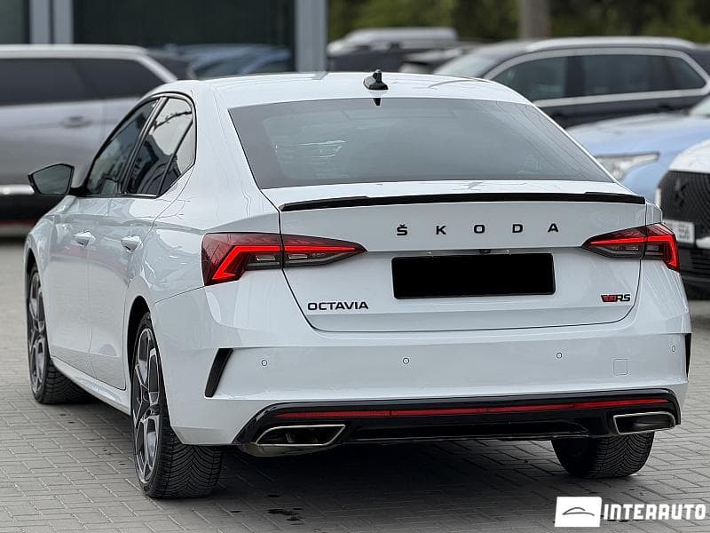2022 Skoda Octavia RS — Miniatură 4