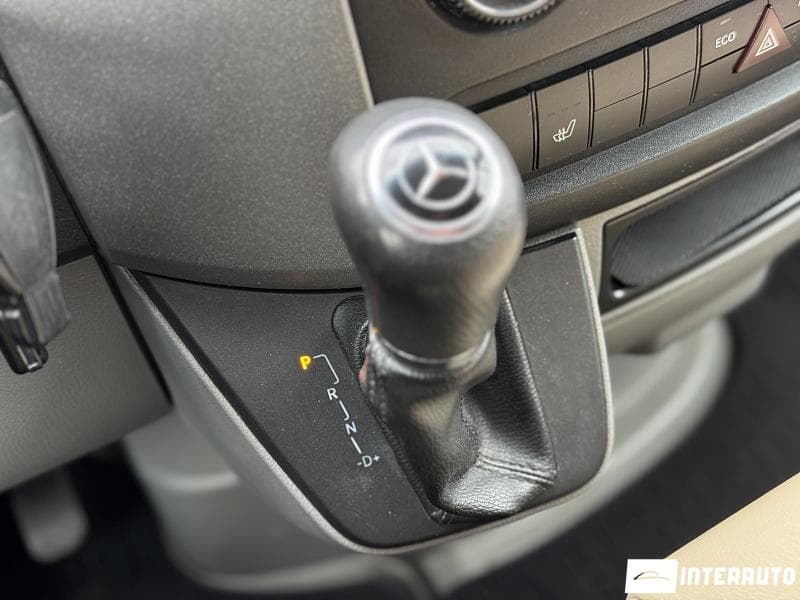 2014 Mercedes Sprinter — Miniatură 13