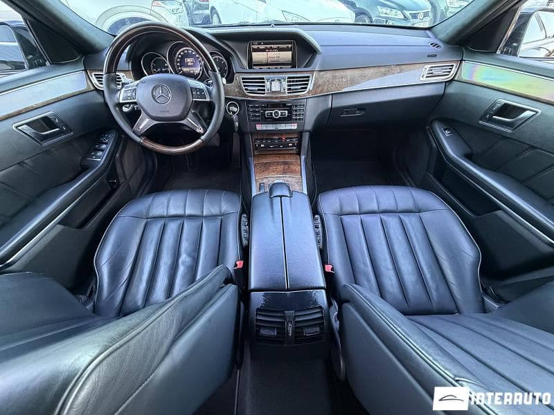 2013 Mercedes E 200 — Miniatură 8