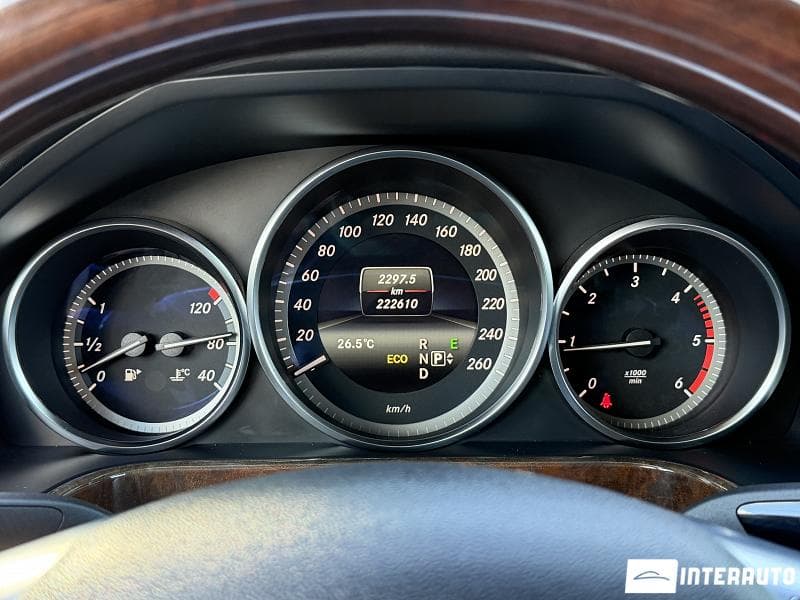 2013 Mercedes E 200 — Miniatură 13