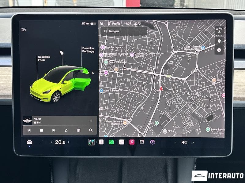 2021 Tesla Model Y — Miniatură 13