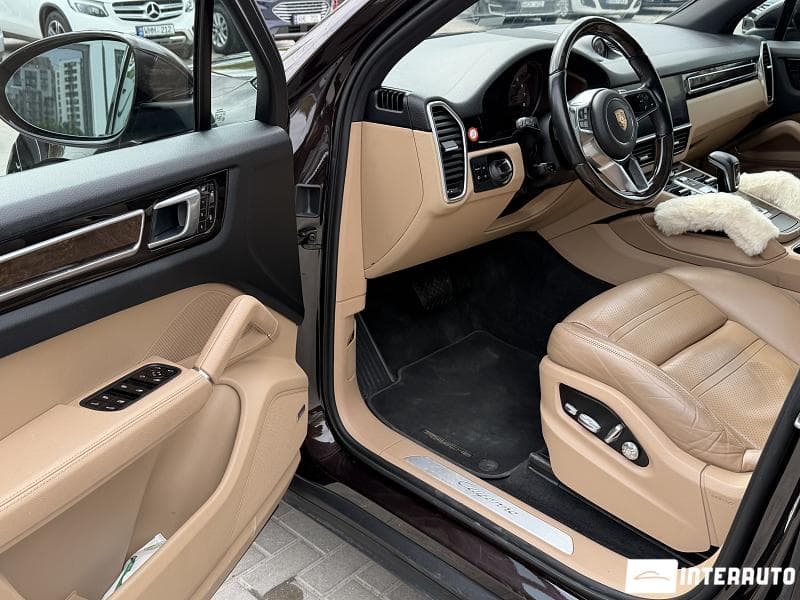 2019 Porsche Cayenne — Miniatură 7