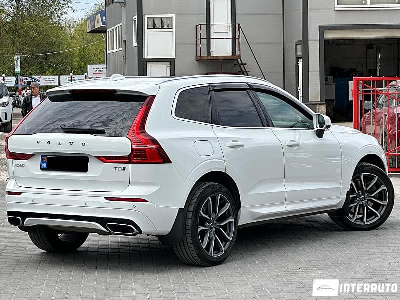2020 Volvo XC 60 — Miniatură 4