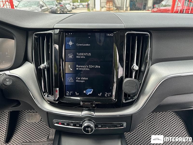2020 Volvo XC 60 — Miniatură 11