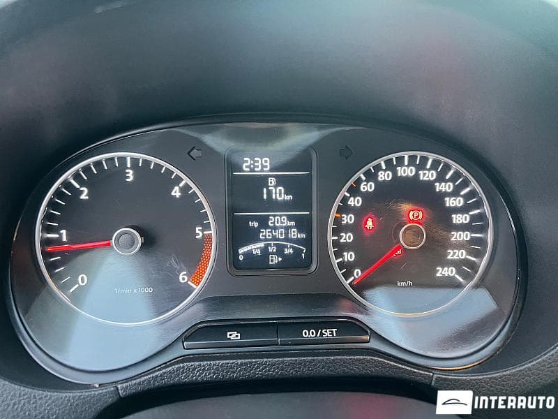 2012 Volkswagen Polo — Miniatură 9