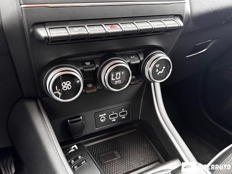 2021 Renault Captur — Miniatură 11