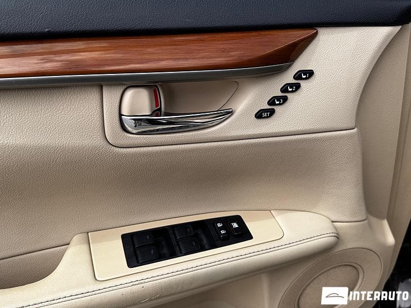 2013 Lexus ES 300h — Miniatură 16