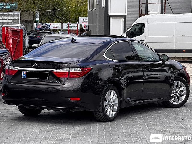 2013 Lexus ES 300h — Miniatură 2